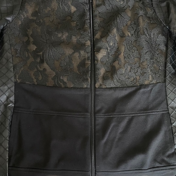 CHICO’S LACE DIAMOND FAUX LEATHER JACKET - Picture 7 of 12